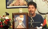 محترم حبیب" یوسفی " در حال دکلمه شعر محترم حبیب" یوسفی " در حال دکلمه شعر