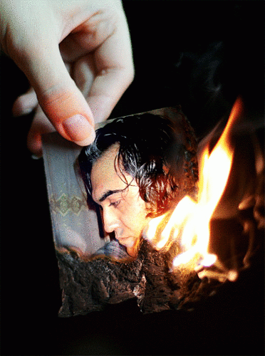 شدم خبر که به آتش زدی فوتوی مرا غزل از احمد محمود امپراطور شاعر و نویسنده از کشور افغانستان