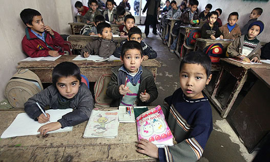 کودکان افغان در مکاتب  ایران